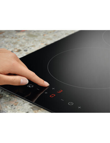 29 cm pločio Domino indukcinė kaitlentė Electrolux LIT30231C