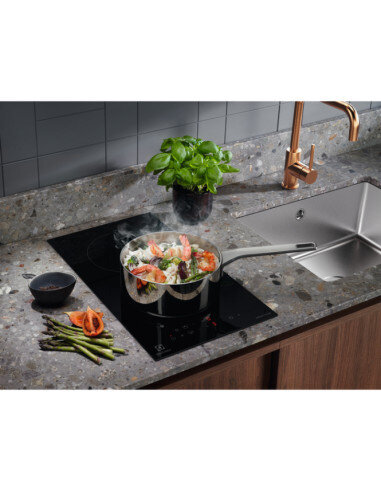 29 cm pločio Domino indukcinė kaitlentė Electrolux LIT30231C