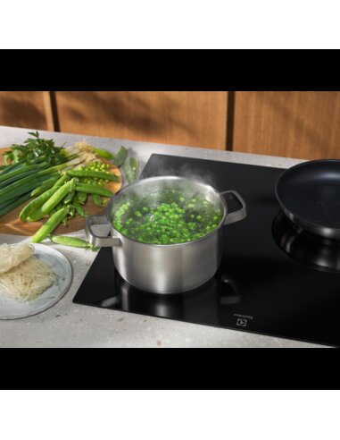 Kaitlentė ELECTROLUX EIB60420CK