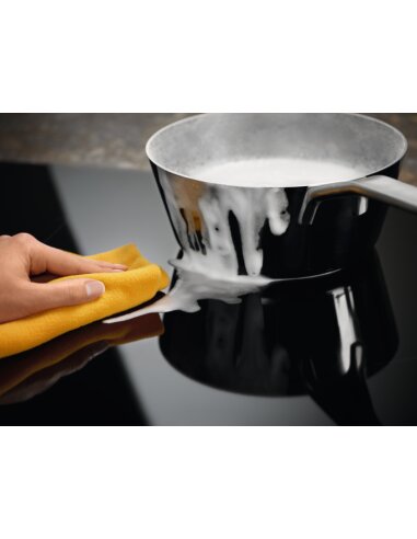 Indukcinė kaitlentė Electrolux LIT30230C