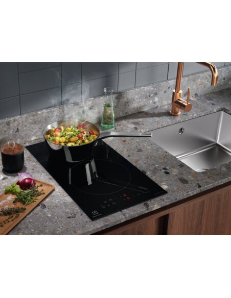 Indukcinė kaitlentė Electrolux LIT30230C