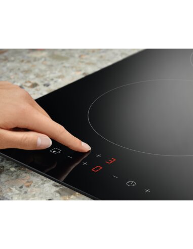 Indukcinė kaitlentė Electrolux LIT30230C