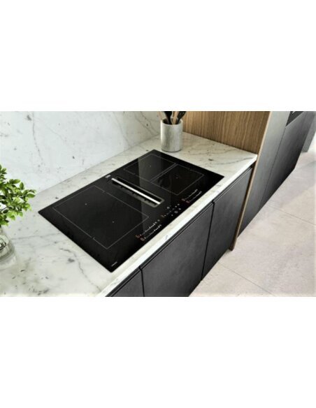 Indukcinė kaitlentė su gartraukiu Beko HIXI84700UF
