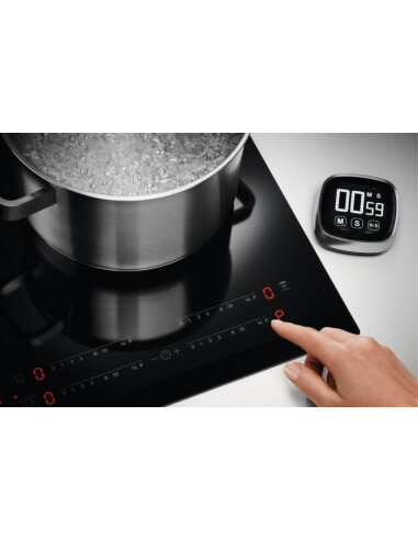 Montuojama indukcinė kaitlentė Electrolux EIT61443B