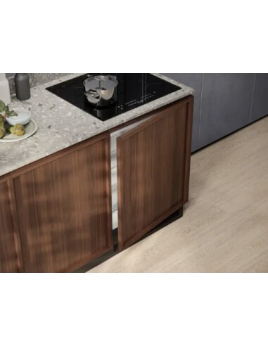 Įmontuojamas šaldiklis ELECTROLUX...