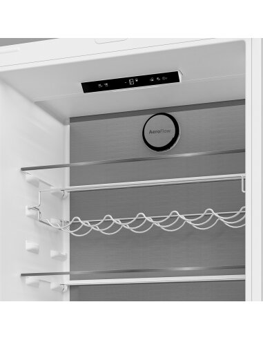 Šaldytuvas BEKO BCNE400E50SHN