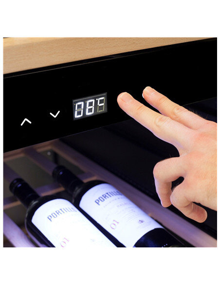 Caso | Smart Wine Cooler | WineExclusive 126 | Energy efficiency class G | Free standing | Bottles capacity 126 bottles | Coolin