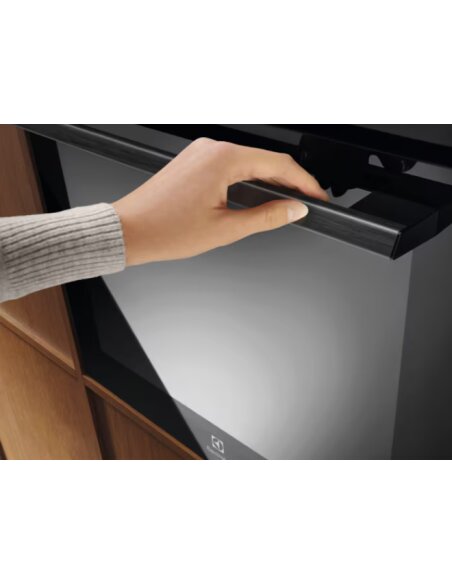 Orkaitė ELECTROLUX LOE8P39Z