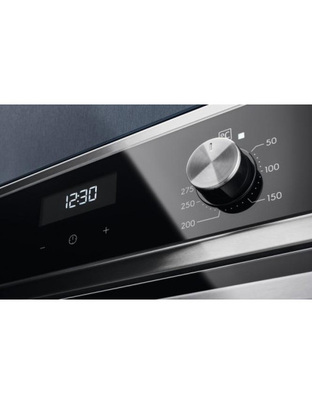 Daugiafunkcinė orkaitė Electrolux su garų programa EOC5E70X