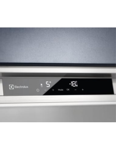 Įmontuojamas šaldytuvas su šaldikliu 188cm Electrolux LNS9TE19S