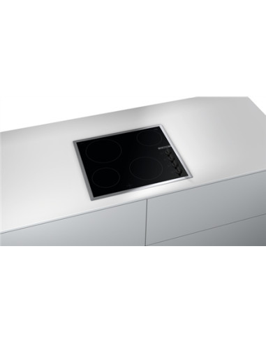 Bosch | Hob | PKE645CA2E | Vitroceramic | Number of burners/cooking zones 4 | Rotary knobs | Black
