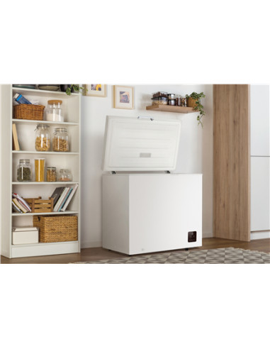 Freezer | FH20E6W5 | Gorenje Energy efficiency class E | Chest | Freestanding | Height 85.8 cm | Total net capacity 198 L | Disp