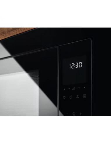 Įmontuojama mikrobangų krosnelė Electrolux LMS4253TBK