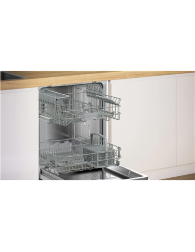 Bosch Dishwasher | SMU2HTW08E | Built-in | Width 60 cm | Number of place settings 13 | Number of programs 5 | Energy efficiency 
