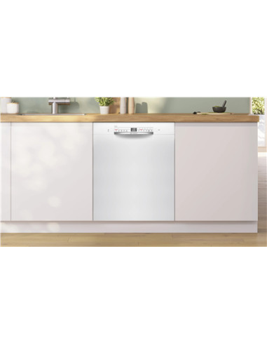 Bosch Dishwasher | SMU2HTW08E | Built-in | Width 60 cm | Number of place settings 13 | Number of programs 5 | Energy efficiency 