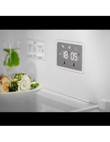 186 cm aukščio baltos spalvos No Frost šaldytuvas su šaldikliu Electrolux LNT5ME32W1