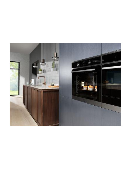 Juodos spalvos orkaitė Electrolux EOD5C50Z